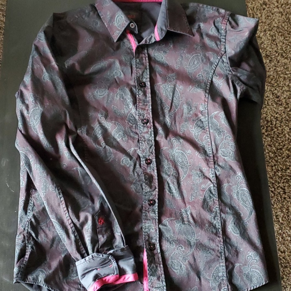 Mens eightx button up Medium